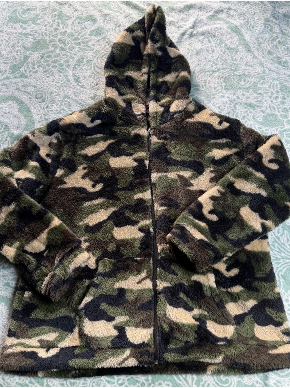 Rebel Raven Camo Plush Hooded Zip Jacket - Green Camo Size L